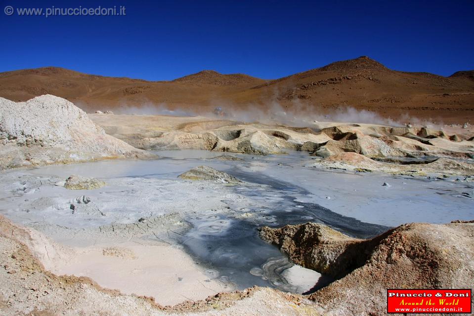 BOLIVIA 2 - Geyser Sol de Manana - 06.jpg